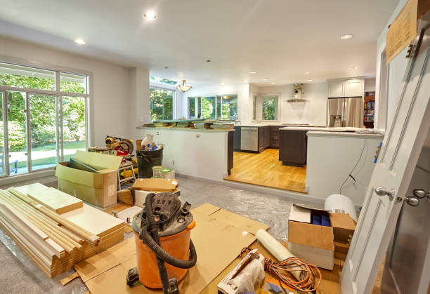 Professional Backsplash Installation technician working in Le Center, MN